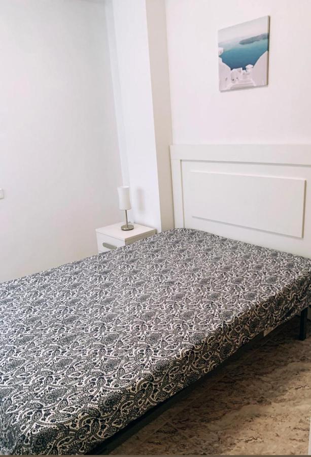 Apartamento Lola Torrevieja Esterno foto
