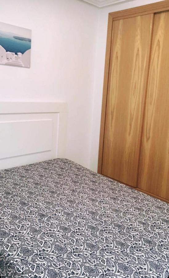 Apartamento Lola Torrevieja Esterno foto