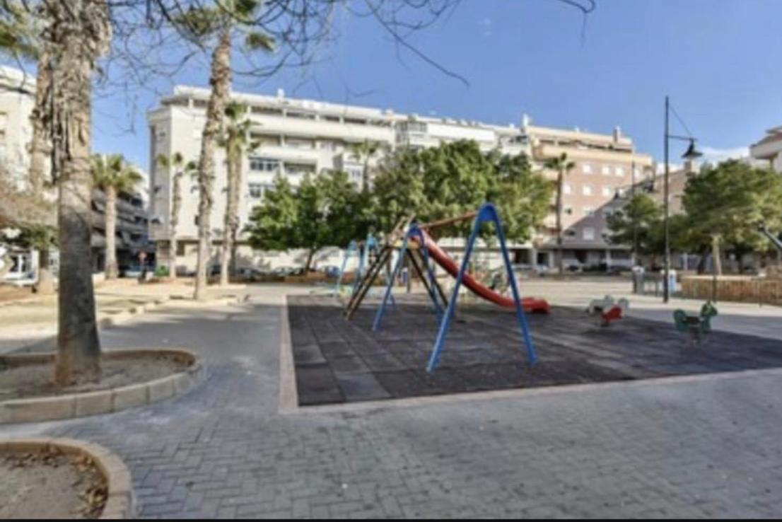 Apartamento Lola Torrevieja Esterno foto